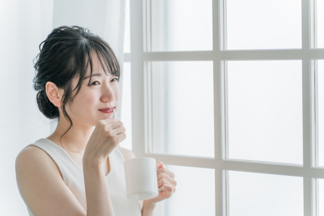 歯磨きで血が出るのはなぜ？放っておくと危険な「歯ぐきからの出血」